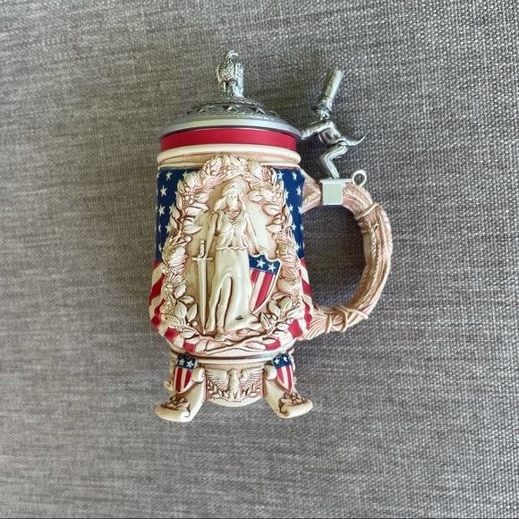 New 2021 Hallmark Beer Stein Keepsake Ornament - Picture 2 of 8